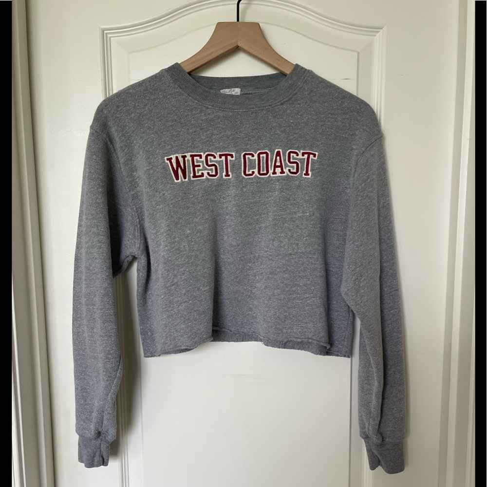 One size, West Coast gray sweatshirt cropped